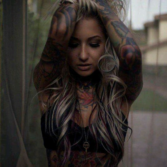 Meet your Posher, Jessica - Picture 1 of 1